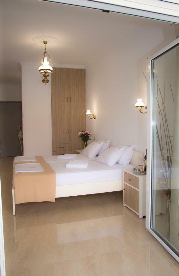 Hotel Astron มิรินา ภายนอก รูปภาพ